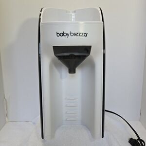 Baby Brezza Formula Pro Advanced FRP0046 White **Machine Only**  NO Formula Tank